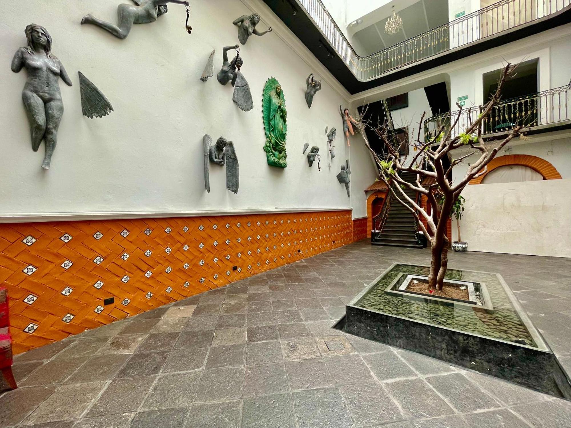 Hotel Plaza 3*